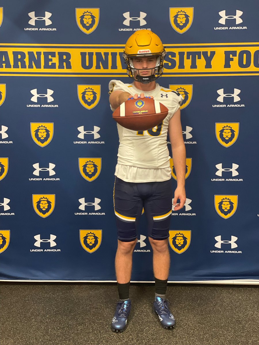 Lyle Bennett (@lylebennett15) on Twitter photo Blessed to receive a offer from Warner university!! <a href="/coach_pi/">Michael Piasecki</a> <a href="/dburks88/">Dialleo Burks Sr.</a> <a href="/CoachW_Cox/">Waylon Cox</a> <a href="/WarnerUFootball/">Warner Football</a> Blessed to receive a offer from Warner university!! <a href="/coach_pi/">Michael Piasecki</a> <a href="/dburks88/">Dialleo Burks Sr.</a> <a href="/CoachW_Cox/">Waylon Cox</a> <a href="/WarnerUFootball/">Warner Football</a>