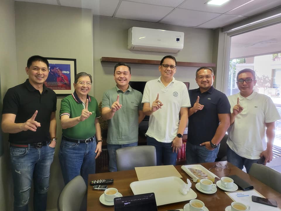AksyonParty's tweet photo. Nakasama ng ating Aksyon Chairman Ernest Ramel Jr., at Political Department sa tanggapan ng ating National Executive former Cong. Boji Cabochan at ating ka-Aksyon sa San Miguel Bulacan mayoral candidate Atty. Jiboy Cabochan ang ating Navotas mayoral candidate na si RC Cruz. https://t.co/wFDgq4eHPU