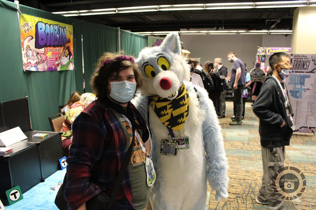 Timey021's tweet image. Got to meet @ScurrowSquirrel at #ANE2023 and listen to their impromptu music session. It was awesome meeting them!