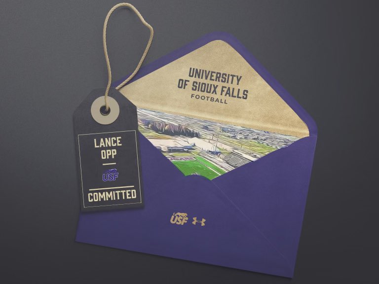 Committed. Can’t wait to go win with this squad. Let’s work! #CooFalls <a href="/JimGlogowski/">Coach Glo</a> <a href="/CoachLueds/">Lucas Lueders</a> <a href="/Coach_Boes/">Bryan Boesen</a>