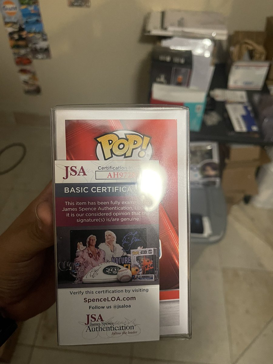 BigEdRTK's tweet image. Mail Call📭📭 Got my First signed Pop &amp;amp; of course it hand to be Legendary one!🐐 @TherealRVD 
#FunkoPOP #FunkoPOPNews #FunkoPOPAddict #FunkoPOPCollector #FunkoPOPWWE #WWE #RoadToKollectibles