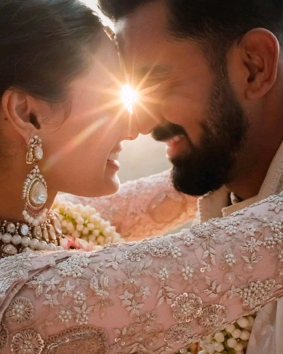 Im_Swapan's tweet photo. @surya_14kumar @klrahul @theathiyashetty Congratulations @klrahul &amp; @theathiyashetty. Wishing you both a very happy married life &amp; a lifetime of togetherness. https://t.co/jSF53dK05y
