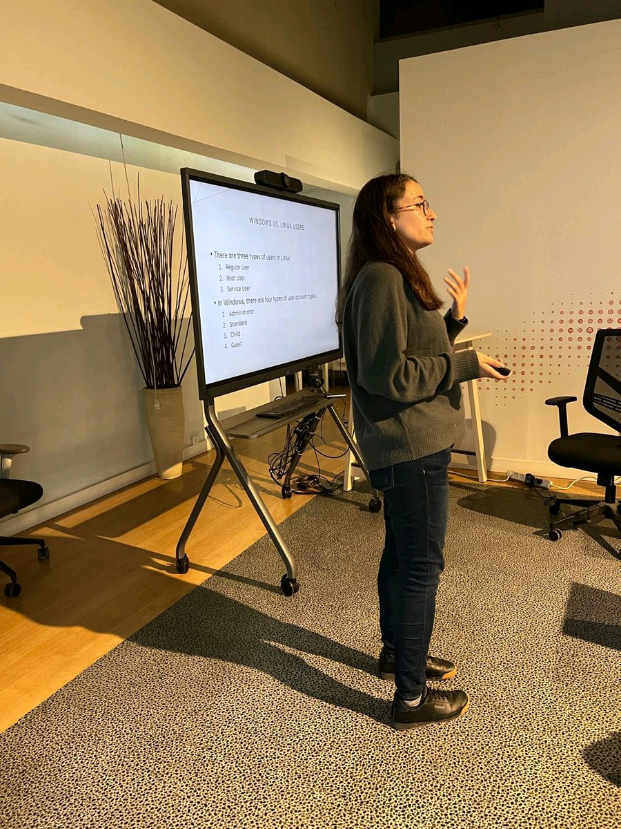 wwcyber's tweet image. It was wonderful to speak about #linux_basics for @hackeriot_org offensive security meetup. C U soon.