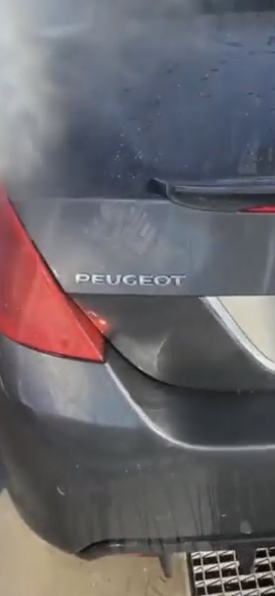 <a href="/HumansNoContext/">NO CONTEXT HUMANS</a> How you pronounce this