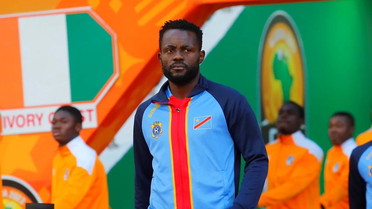 pepele_news's tweet photo. ⚡🇨🇩⏰Bon réveil à tous et bienvenue sur #PEPELE_NEWS/ À LA UNE de ce matin en #RDC- #PepeleSport: Après avoir participé aux éditions 2011, 2020 et 2022 du #CHAN, le défenseur de la #RDC, Djo #Issama #Mpeko, a annoncé sa retraite de l'équipe nationale locale. (1/2) https://t.co/b2XGOyjphH