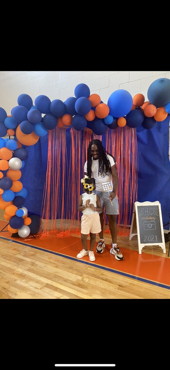 2500 🇭🇹 U5 🖐🏾〽️〽️🅱️🥶💨 tweet media