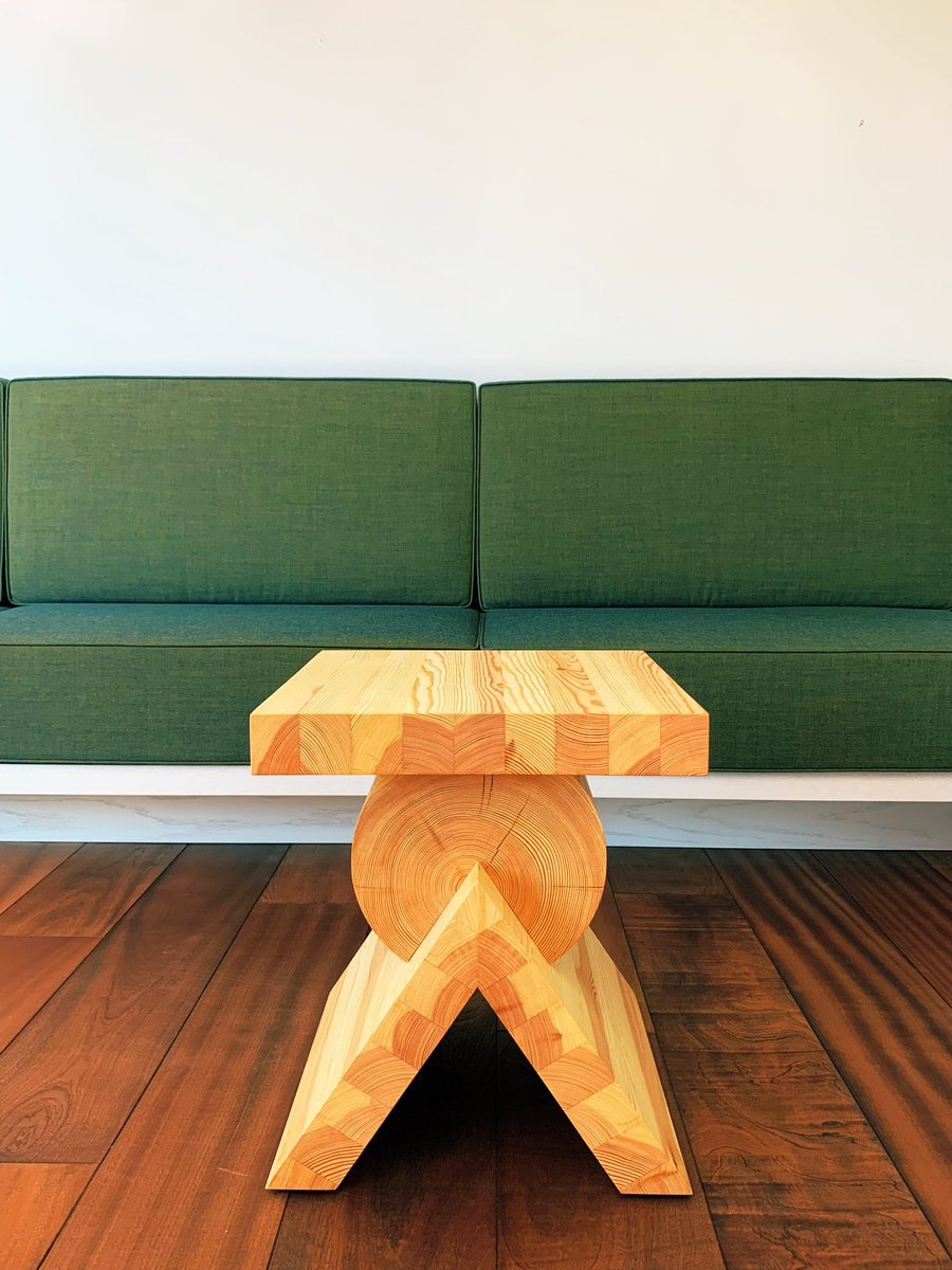 yuyamada_method's tweet photo. AA Side Table by Kwangho Lee at (HOUSE). I love the table so much.

#house #kwangholee #vaarnii #kvadrat #koichifutatsumata #casereal #eandy https://t.co/0jJ8gpp8Bx