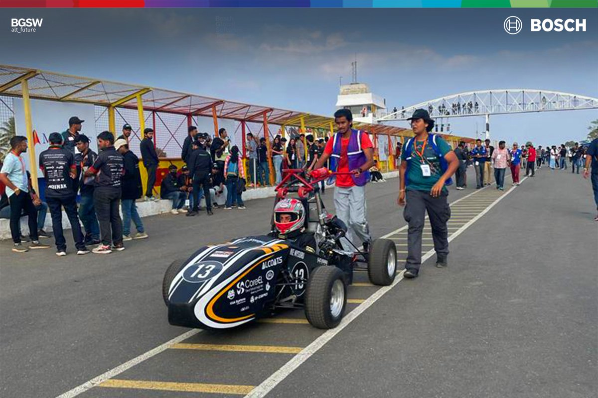 #Bosch SMEs and leadership spent the day providing mentorship and tips around the future of mobility to budding engineering talent at <a href="/formulabharat/">Formula Bharat</a>  yesterday. Teams from various engineering colleges across the country competed to build and exhibit custom-built race cars.