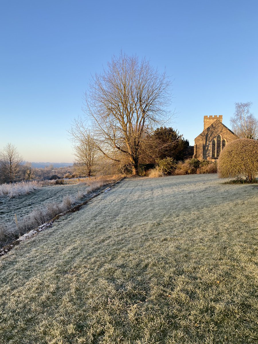 GraduateGardene's tweet photo. Yes it’s cold, but isn’t winter beautiful.
Some pictures of our current landscaping and garden maintenance sites around the Cotswolds. Beats any office. #winter https://t.co/OtSvYHrBkI