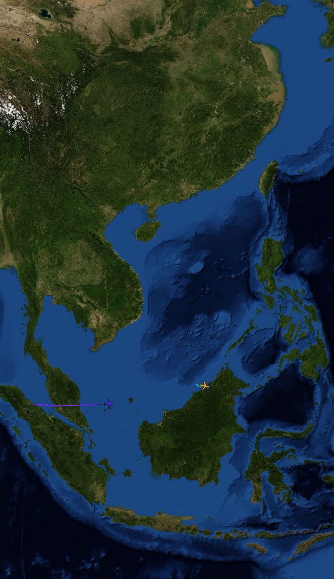 Oceanworldfree's tweet image. 🇺🇲USAF 62-3509 #AE0484
🇺🇲USN #AE685E

#Sarawak coastline, #SouthChinaSea 

Boeing KC-135R
Boeing P-8A Poseidon