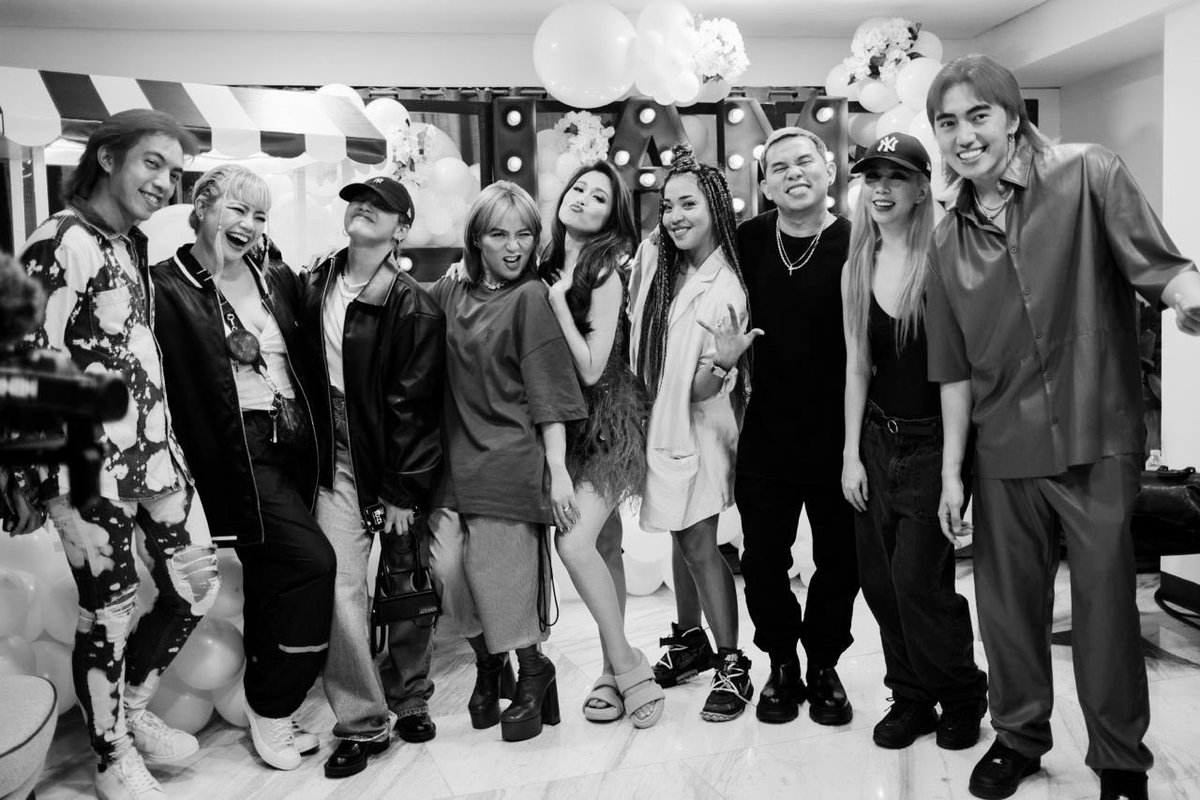 #IAmToni 📸 

Creative Director: <a href="/dgeorcelle2/">TEACHER GEORCELLE</a> 
Stage Director: <a href="/gforce_sherwin/">Sherwin M. Casepe</a>
LED Content Director: <a href="/GFORCE_geLai/">gelai aguzar</a> 

Choreographers: <a href="/GFORCE_MykaGonz/">Myka Gonzaga</a> <a href="/jajadapatsyyy/">jaja</a> <a href="/GFORCE_JORGE/">Jorge Jahnke</a> <a href="/gforce_sherwin/">Sherwin M. Casepe</a> @gforce_chrissian