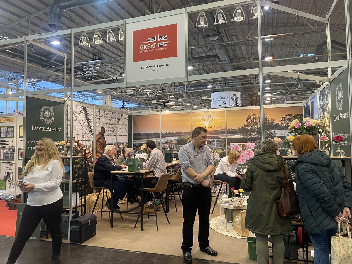 CHA_Hort's tweet image. Fantastic start at the UK pavilion #ipmessen2023 Come and see us on 7A24.5 to find out more! @DAustinRoses @FairweathersGC #PPCLabels