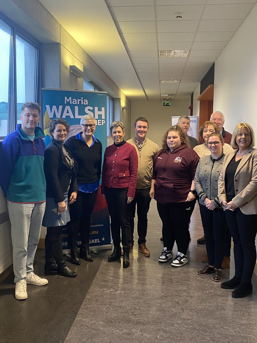 MariaWalshEU's tweet photo. It’s a real pleasure to be in @ATU_GalwayCity today, as we host a debate on the future of Europe with @EPinIreland. The session is moderated by Thomas Kramer. Thank you to @OFlynnATU and colleagues for facilitating with rich student engagement. #Europe 🇪🇺 https://t.co/gfmr2fjSEN