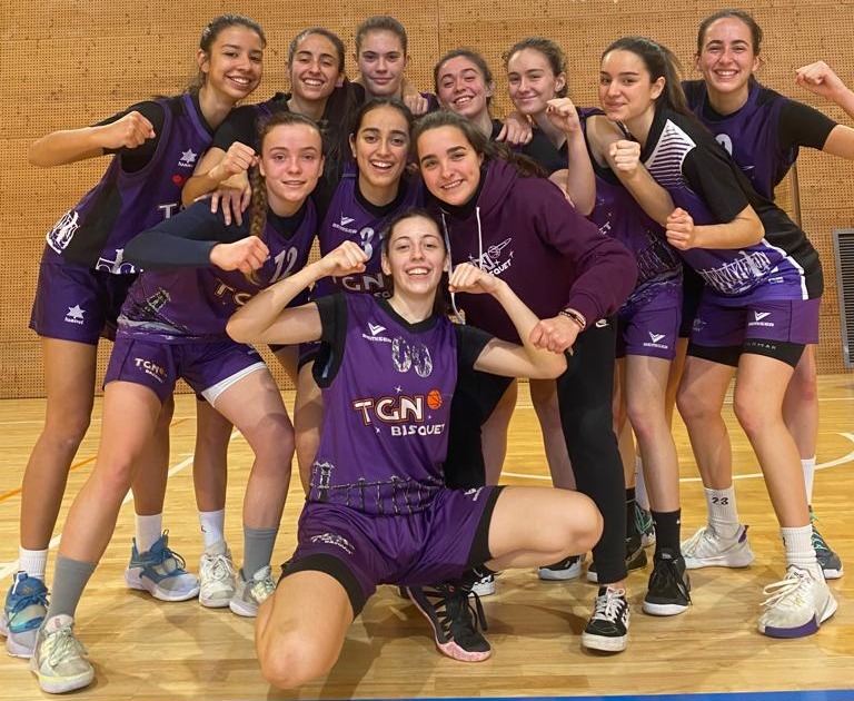 👥 El Júnior Fem. 05A entrenat per la Paula Ibañez i el Pau Robert, va aconseguir la primera victòria a Preferent a domicili! 😍 🆚 CBF Manresa (49-56)  🚀🔥
 
💜 Enhorabona EQUIP sou 💯% #ADNTGN