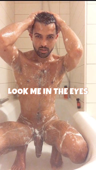 I said “look me in the eyes”??

?? @harmanblue0344 is now on onlyfans! You should check his hot stuff