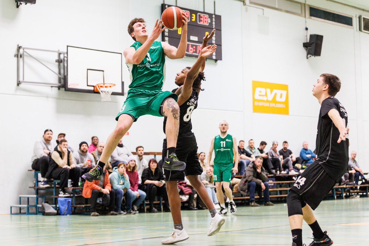antplmr's tweet photo. A spot of basketball 🏀 from Saturday evening. 
tvjkbasketball vs. artgiants 

#fotografie #photography #sportphotography #pressefotografie #antplmr #antpalmer on assignment for funke_foto ❤️ https://t.co/5zN7nEQ5qc
