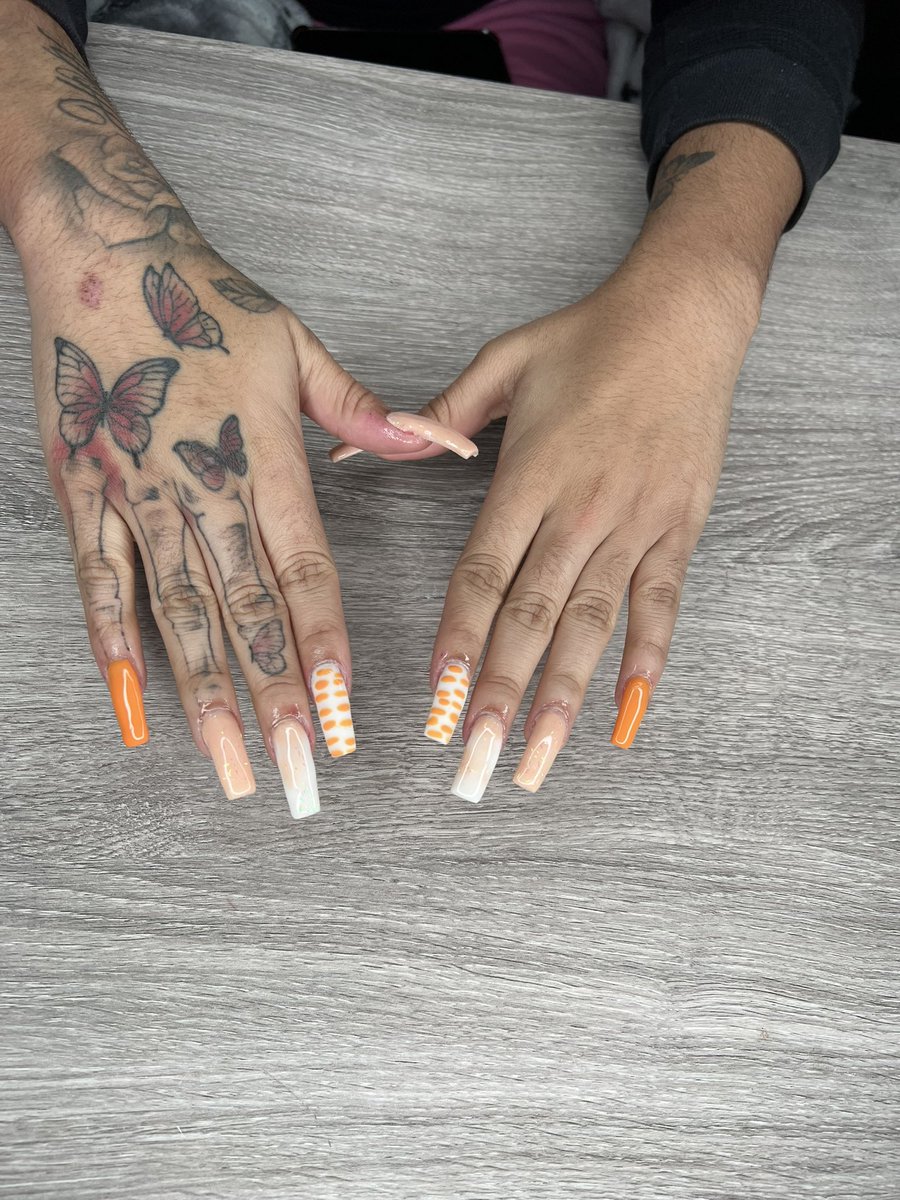 foreverqueenJy1's tweet photo. Iβm just getting started π
π₯ #dfwnailtech #beginnernailtech #Dallas .. https://t.co/V9lAhjOgV3