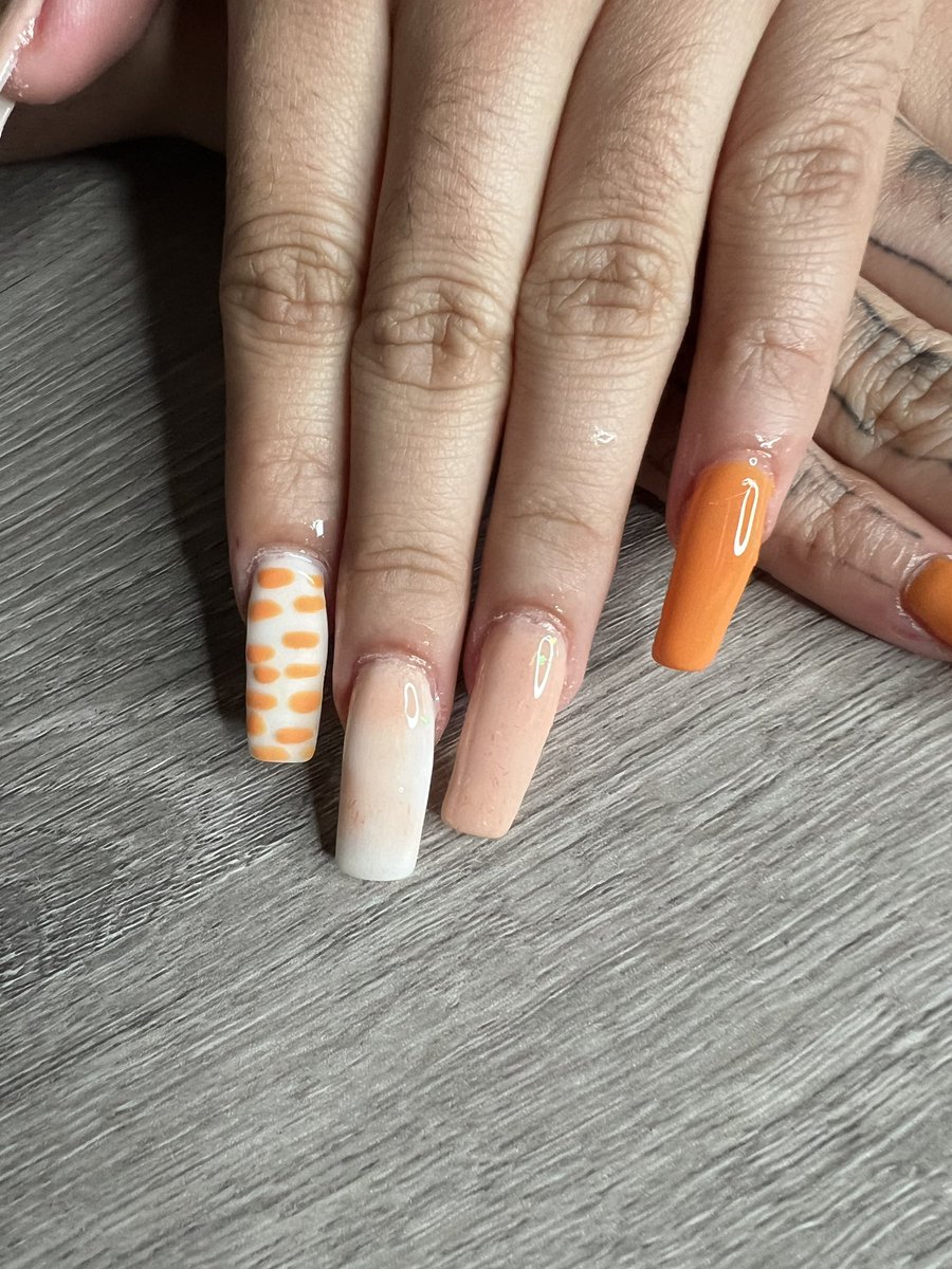 foreverqueenJy1's tweet photo. Iβm just getting started π
π₯ #dfwnailtech #beginnernailtech #Dallas .. https://t.co/V9lAhjOgV3