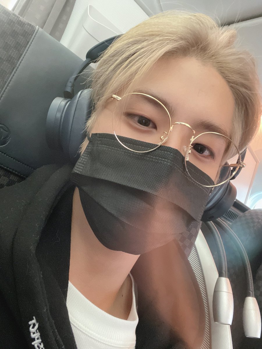 SkzLatamRecords's tweet image. [230124] 💭🐿️ 3:57 PM

Tada