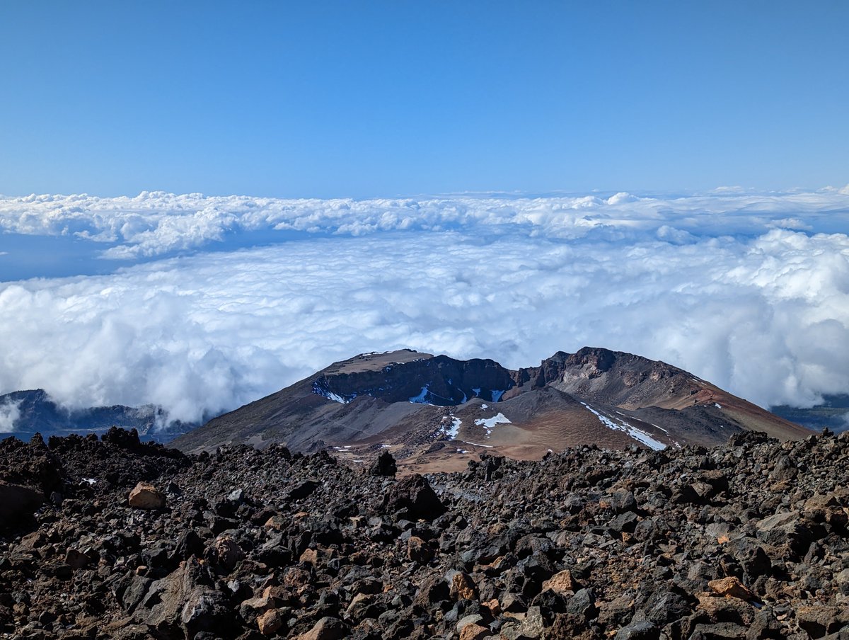 @Zeworldphoto @7IslasCanarias @Tenerife_Ocio @CanaryIslandsEN @LoqueVeoTfe @VisitTenerifeES @visit_tenerife La cumbre y sus vistas!