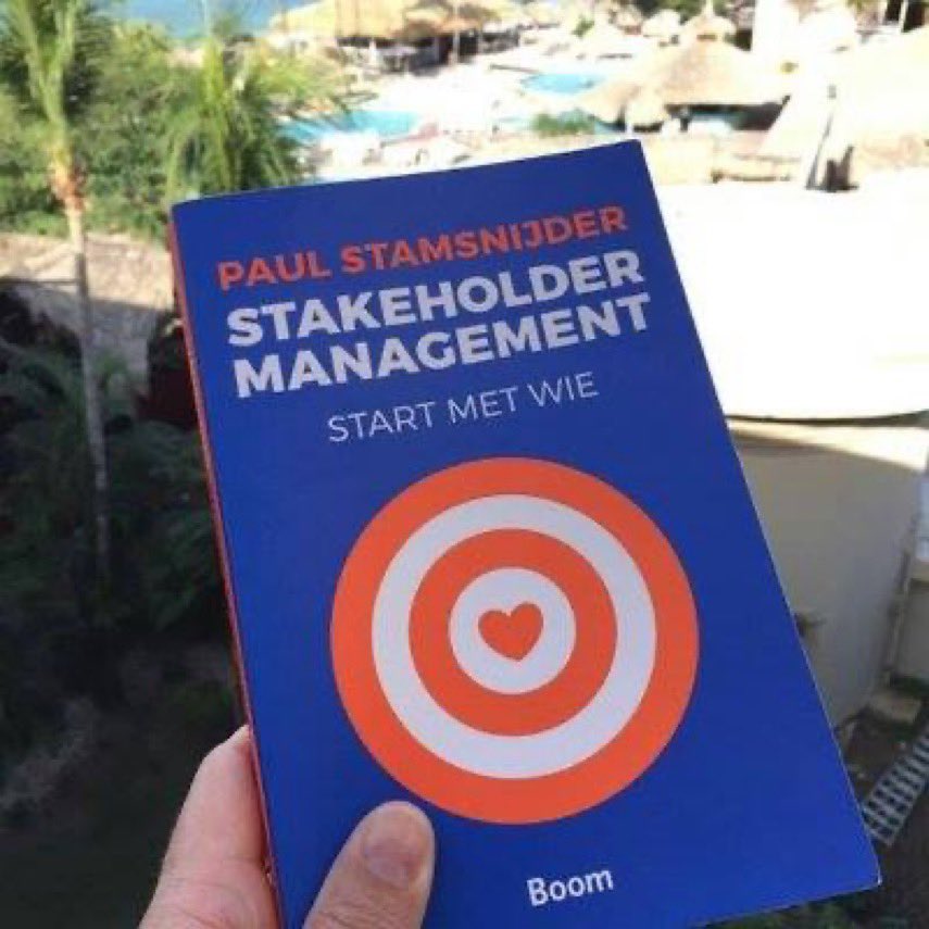 reputatiegroep's tweet photo. Tientallen vrienden maken is geen kunst. De echte waarde is om 1 vriend te maken die naast je blijft staan als tientallen mensen tegen je zijn #stakeholdermanagement #communicatie https://t.co/WzLhnZdtYE