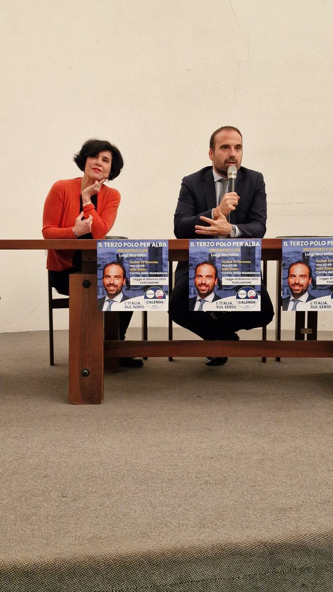 marattin's tweet photo. Anche ieri sera a Alba Cuneo) una bella serata di discussione, partendo da quello che secondo noi era sbagliato della legge di bilancio fino ad arrivare al partito che vogliamo. In sala tanti amministratori locali “curiosi” per il Terzo Polo, mi ha fatto molto piacere. https://t.co/FnsmMJHi8z