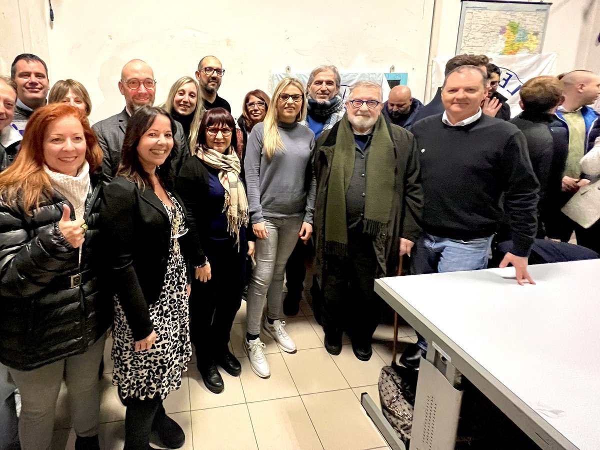 Laura Adduce (@ladduce) on Twitter photo Battaglia della #Lega contro le Euro follie che hanno dato il via libera a vermi, locuste e larve nei nostri piatti, dichiarato la stangata sulla casa, lo stop alla produzione di veicoli diesel e guerra al vino, fiore all’occhiello delle nostre produzioni! <a href="/Elmac71/">Elena Maccanti</a> <a href="/alepanzaoff/">Alessandro Panza</a> Battaglia della #Lega contro le Euro follie che hanno dato il via libera a vermi, locuste e larve nei nostri piatti, dichiarato la stangata sulla casa, lo stop alla produzione di veicoli diesel e guerra al vino, fiore all’occhiello delle nostre produzioni! <a href="/Elmac71/">Elena Maccanti</a> <a href="/alepanzaoff/">Alessandro Panza</a>