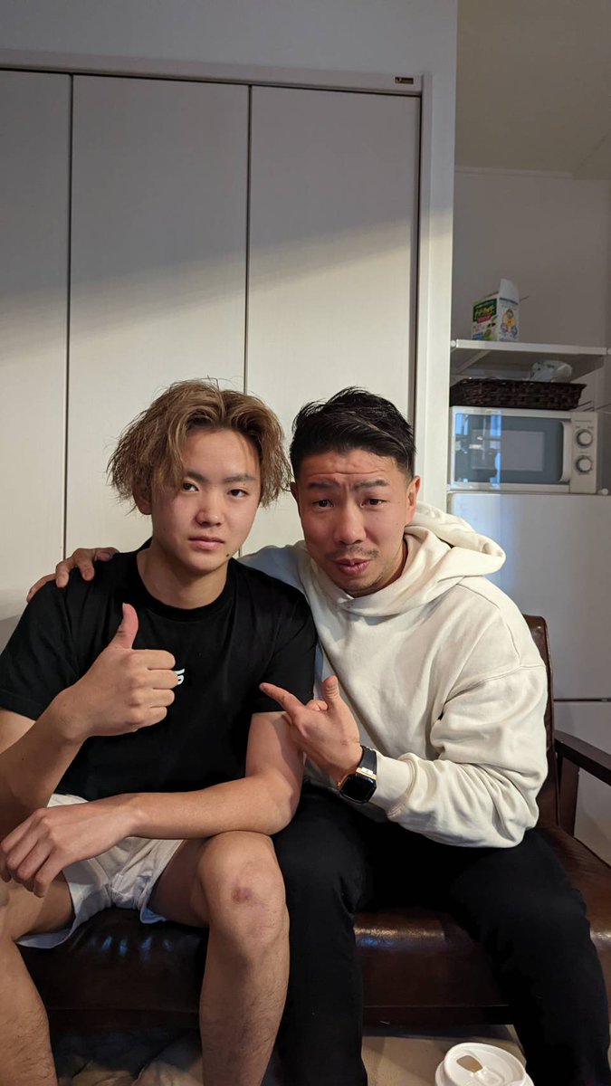 SABO252525's tweet photo. はじめまして！
障害者アーティストの.SABO10です。16歳の時に2ヶ月間意識不明になりました。
変わった自分を受け入れられず腐りかけていた時もあったけど、
ほっそんさんに出会い人生が変わりました！宜しくお願いします！
#ボクシング
#ブレイキングダウン 
#障害者 https://t.co/6jqWhK2uIJ