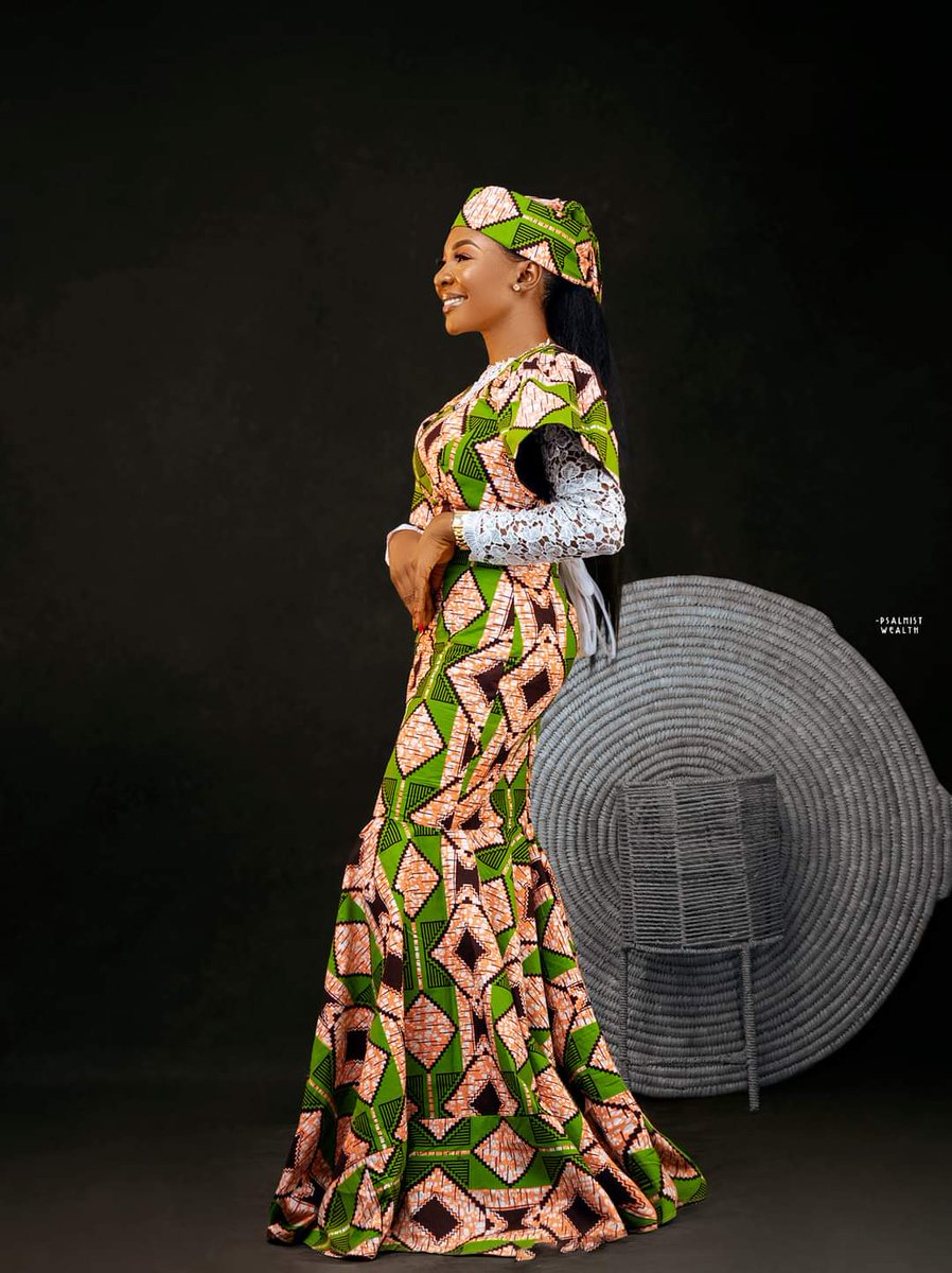 TeyeisCouture's tweet photo. Wishing you a very happy birthday today!

You are so much more than just a
client to us, you’re a dear friend and
a respected professional!

Thank you for a fantastic connection
already spanning many great years,
and here’s to many more! 
 
#teyeicouture
#teyeiscouture https://t.co/cbVOhMPGcc