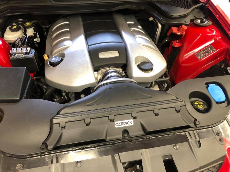 OztrackEngines's tweet photo. OTR cold air intake &amp; custom tune from $1150. Is the best entry modification you can do to a VE/VF V8. We we can also post across Australia or overseas, then remotely custom tune it from $1525 .Get more info https://t.co/b5bytIViIm or call 0291193895 https://t.co/H9EyfZ8KUQ