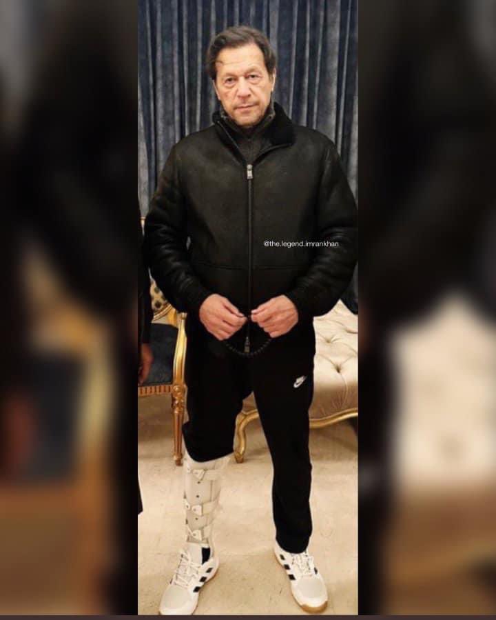 FarooquiJameel's tweet photo. One word for this man 👇 https://t.co/2Hzyq7bwSM