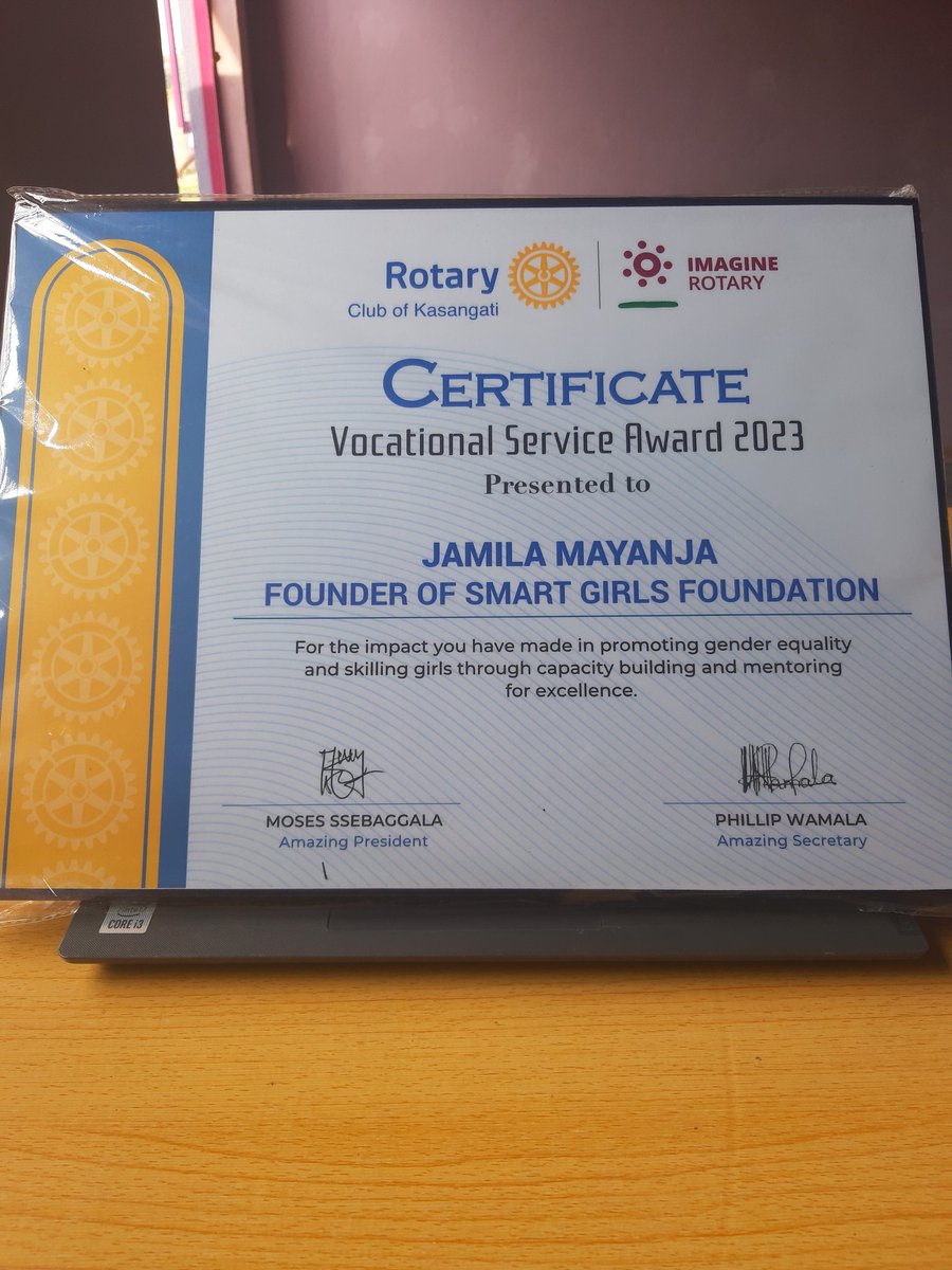 jamila_mayanja's tweet photo. Thank you Rotary Club of Kasangati for the Vocational Service Award in recognition for the work we do through our girls with tools Skilling program. Truly honoured mashaaAllah. @smartgirlsug @Rotary @mtngirlswtools #smartgirlsug #girlswithtools #vocationalserviceaward https://t.co/ihpmiG8GY3