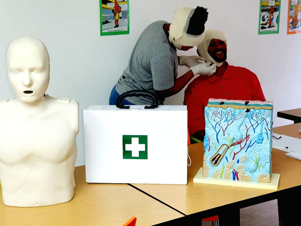 MAKROSAFE's tweet photo. Starting the New Year with First Aid Public Training
Training conducted at Durban Offices.
Well done to all employees for successfully completing your First Aid Level 1 Training.
#Servingourpurpose
#Firstaidlevel1
#OHSPublictraining https://t.co/6R0oG9sDCn