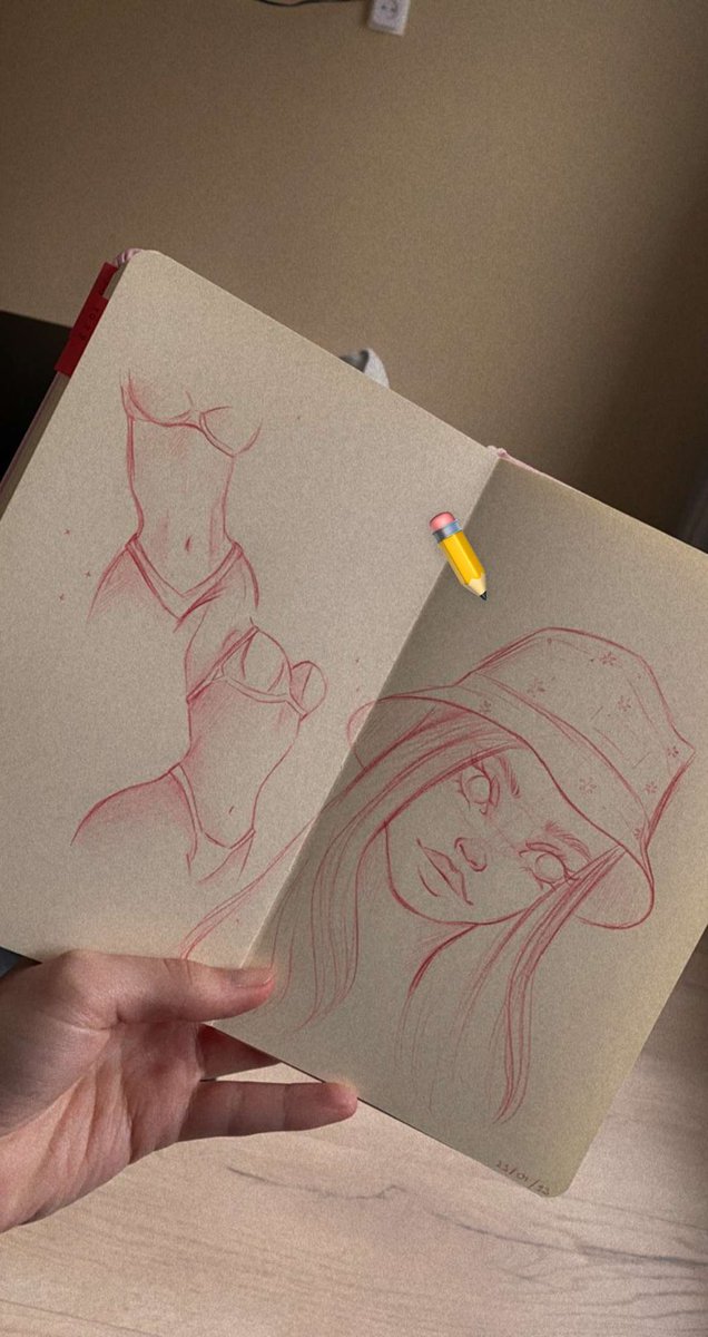 marmaarit's tweet photo. One of my New Year’s resolutions was to sketch more in my sketchbook ! So … here’s a page (I used Pinterest sketch references) 🥰☁️✨ https://t.co/TAiGId9s0M