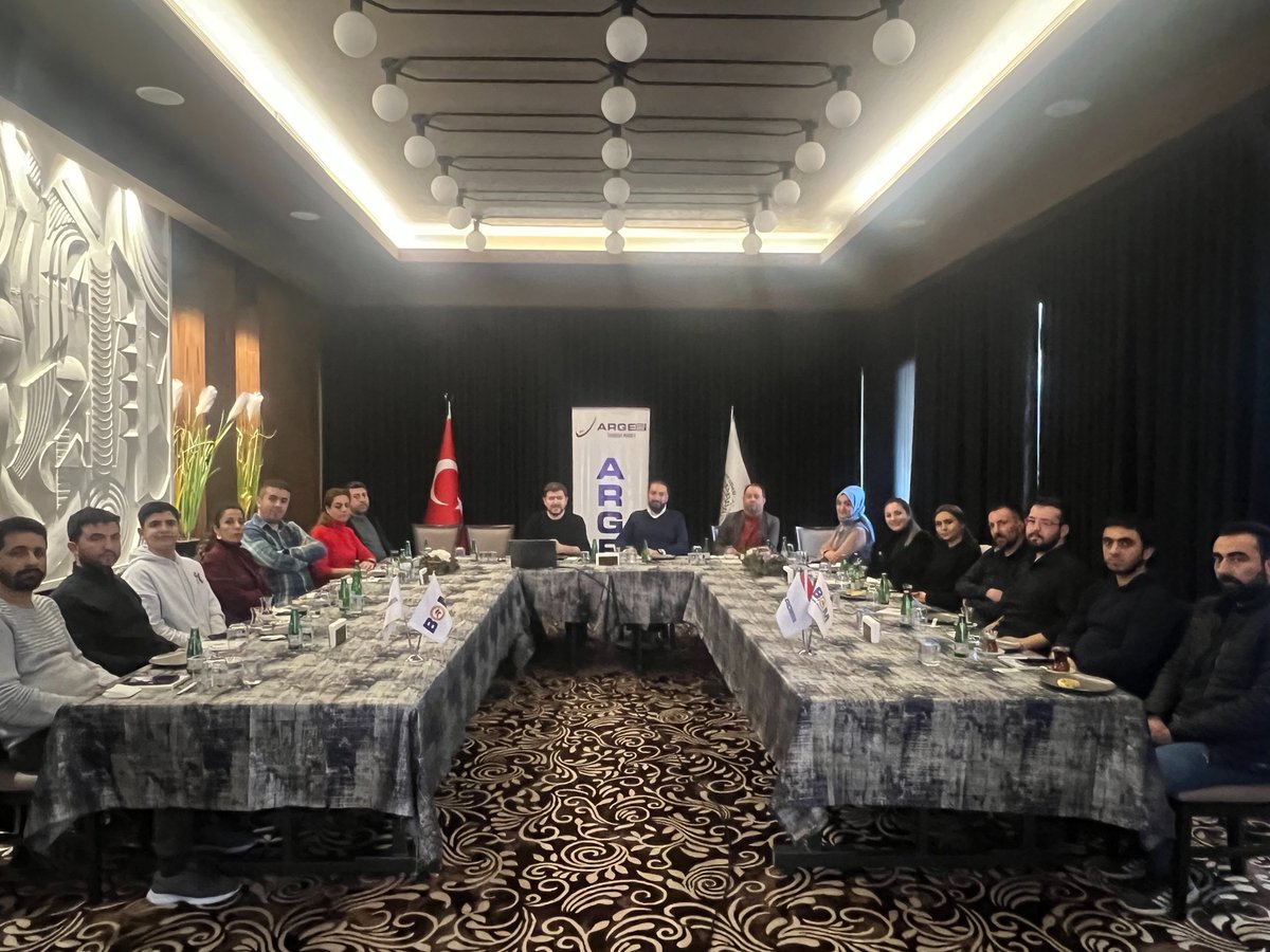 Arge grup ailemiz ile güzel bir hafta sonu...

#argegrup #bombilisim 
<a href="/bombilisim/">Bom Bilisim</a> <a href="/uncuoglu_ali/">ALİ UNCUOĞLU</a> <a href="/CaliskanturkM/">MEHMET ALİ ÇALIŞKANTÜRK</a>