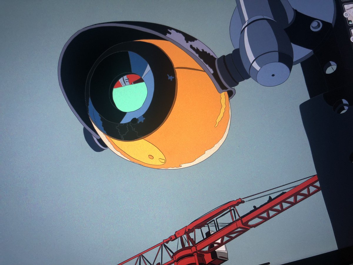 Ik zag deze camera op het stationsgebied, dacht « wat een beauty », keek om me heen, maakte een paar foto’s en ben nu hier mee bezig…
#hoofdstation #stationsgebied #groningen #illustratie #ligneclaire #illustration #klarelijn