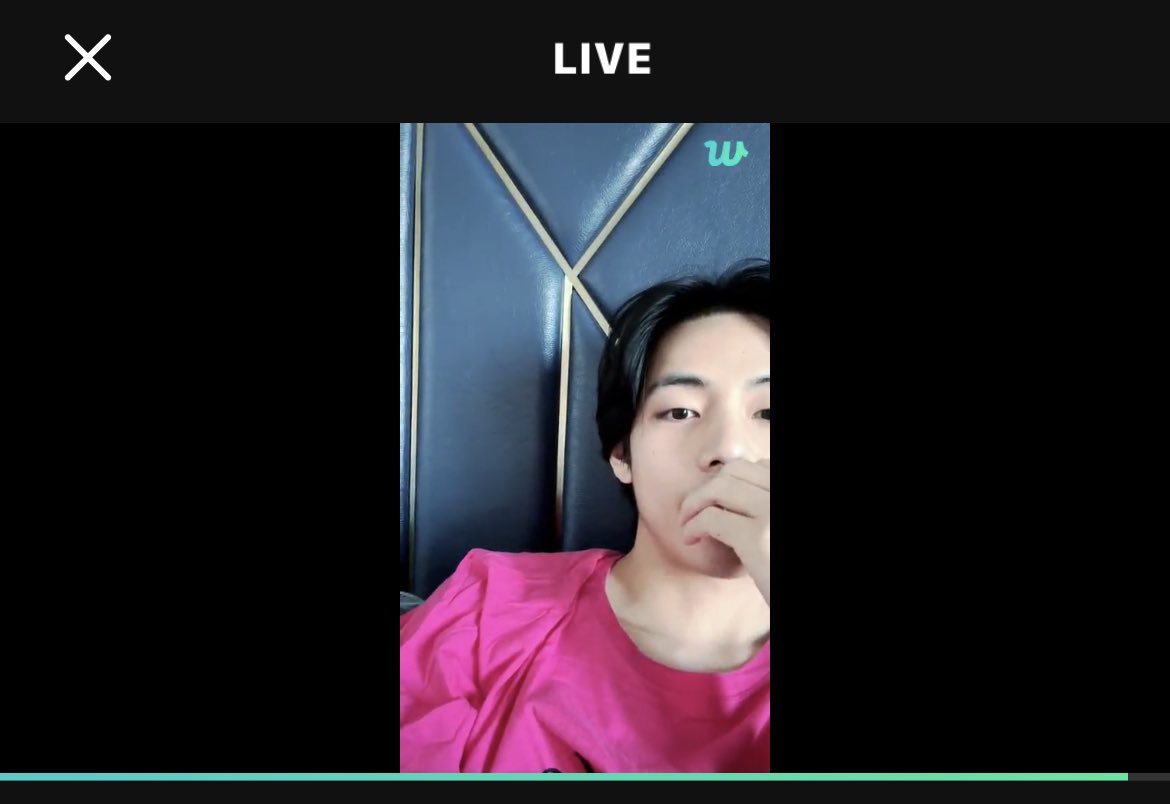 TAEHYUNG WEVERSE LIVE IS BACK!!! 

weverse.io/bts/live/0-112…
