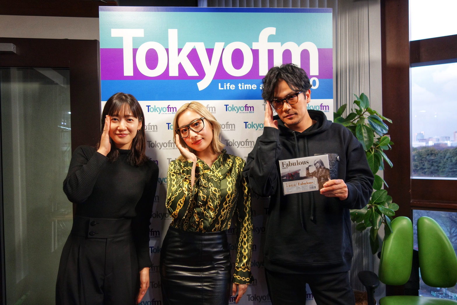 FnOMzgTaUAASNs8?format=jpg&name=orig