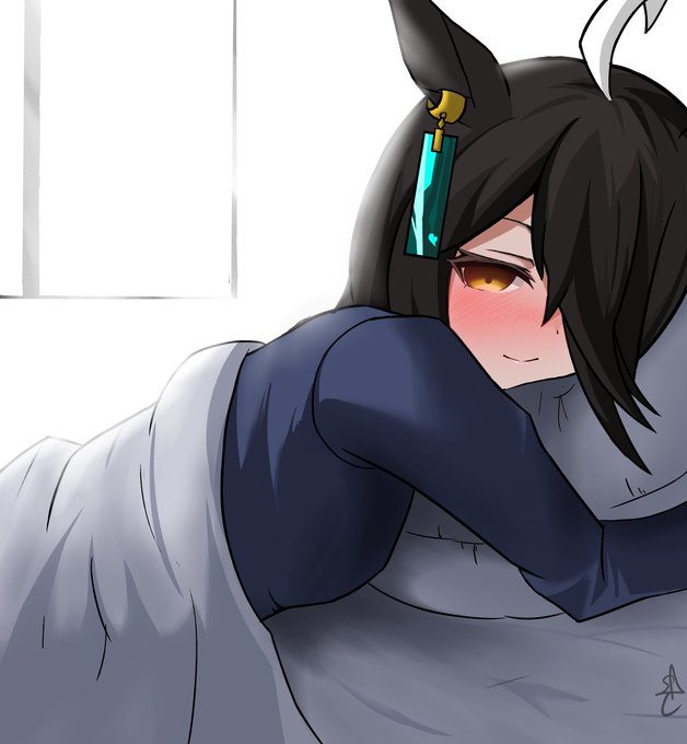 「おはようございます……トレーナーさん」#ウマ娘 #マンハッタンカフェ 