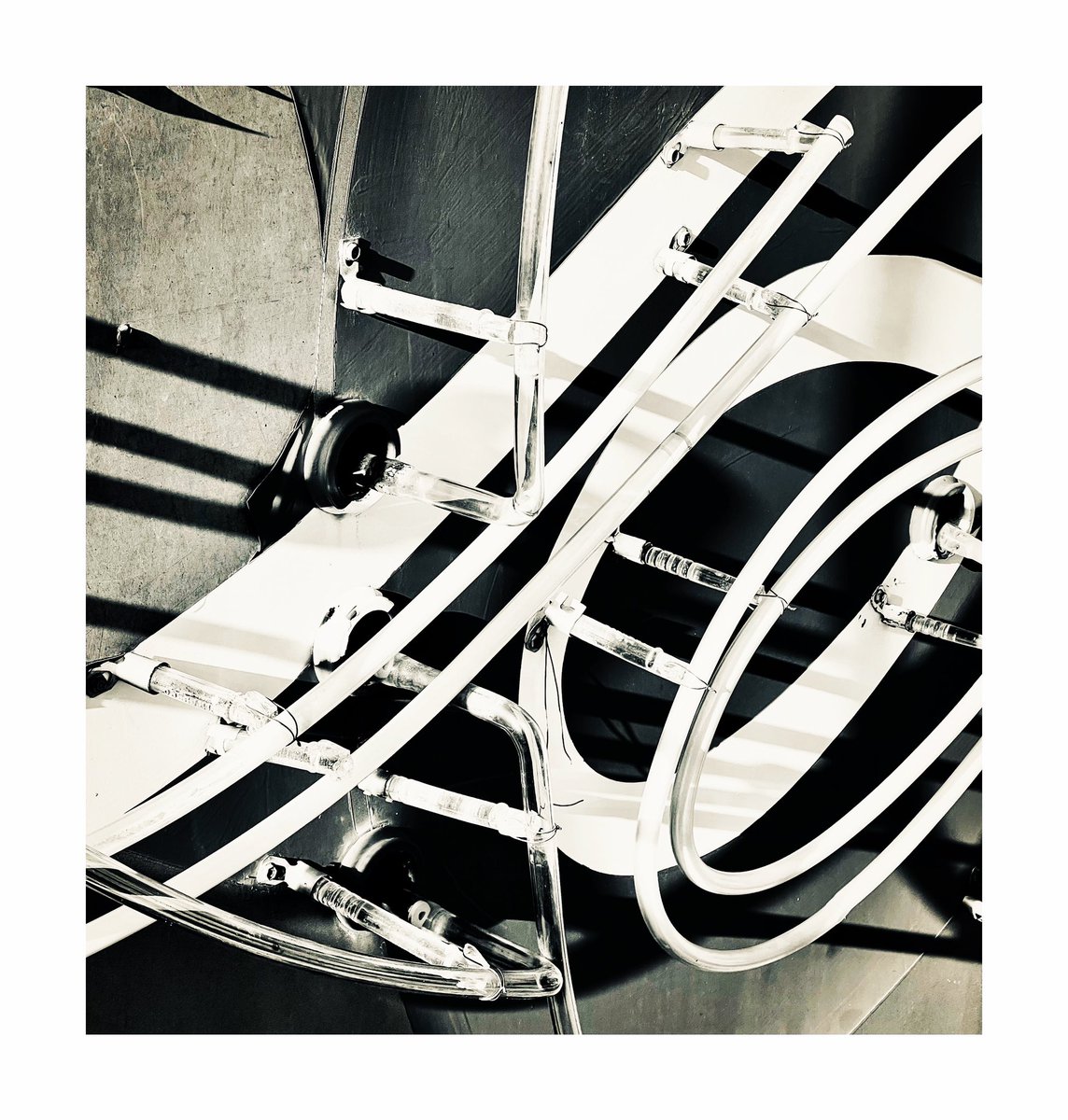 fionacue1's tweet photo. Neon Tubes from Discarded Casino Signage #lasvegas #visitlasvegas #nevada #vivalasvegas #retro #retrosigns #casino #vintagesigns #discardedsigns #tubes #neontubes #neonboneyard #desert #neonmuseum #neon #discardedneon https://t.co/tzdDqXc5x6