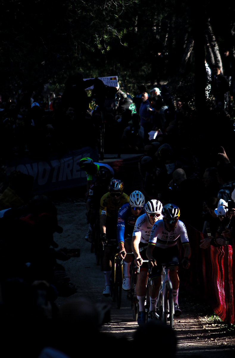 GallegoFerran's tweet photo. Os dejo algunas fotos que hice en el CX Benidorm (I) https://t.co/URd4Ri2DWG