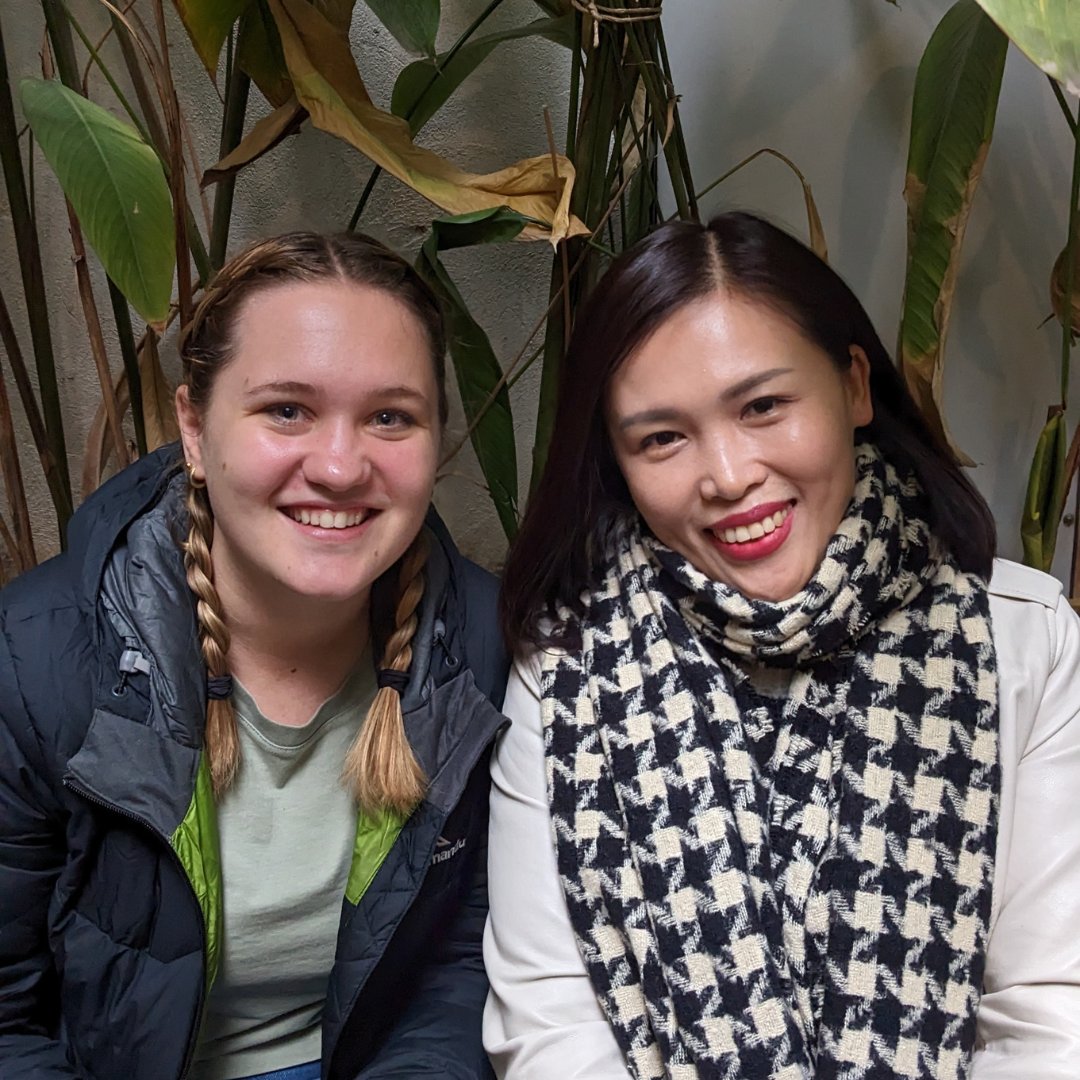 EngagingDev's tweet image. Chúc Mừng Năm Mới! 🐱

Last week Holly had the opportunity to meet with Phuong, the Comms Specialist for @Aus4E over coffee in Hanoi 🇻🇳

Thank you Phuong for sharing how Vietnam celebrates the new lunar year, Tết, with many special traditions.

#Aus4Equality #EngagingDev