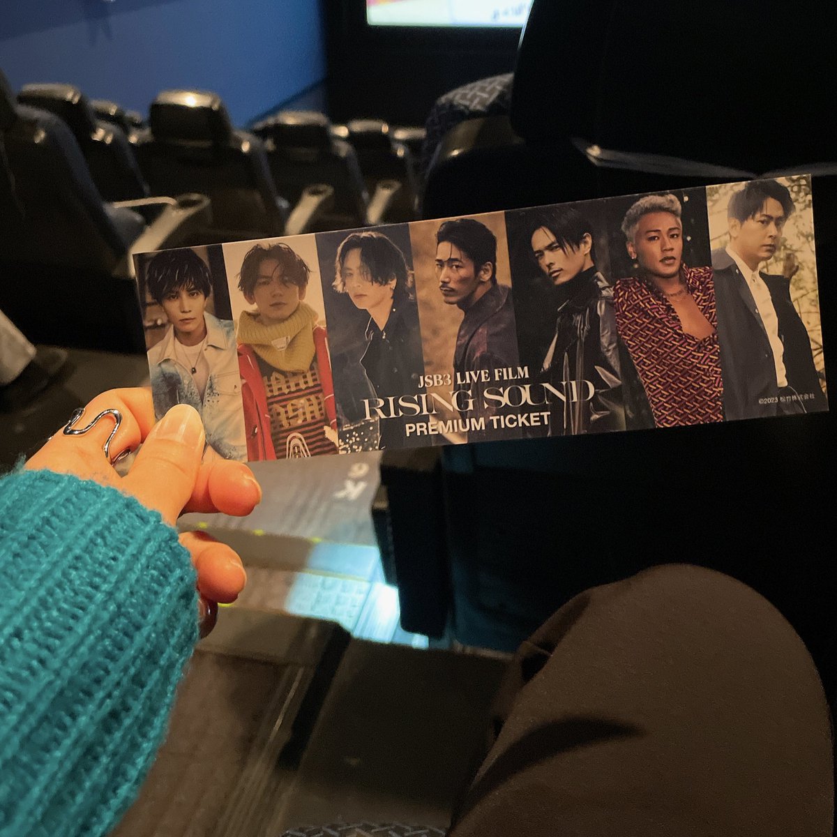yum_gram_'s tweet photo. ツアーが楽しみになりました🌹✨
またオンラインライブが楽しめてよかったです！！
応援上映じゃなかったからフラッグは振れなかったけど、本当にライブみたいで楽しかった🫶🏽

早くLDHのライブも歓声OKになるといいな…

#RISINGSOUNDみた #JSB3_RISINGSOUND 
@jsb3_livefilm https://t.co/QFxc2qjVow