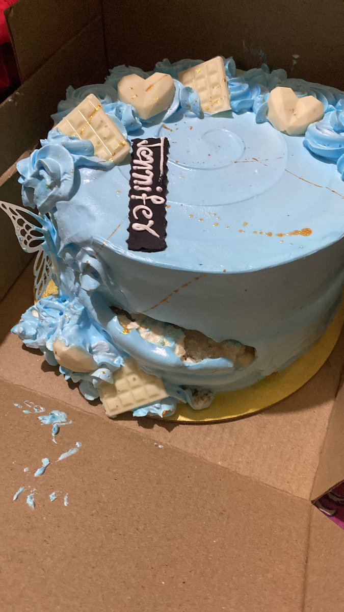 pradeeprawat922's tweet photo. @zomatocare @zomato sending good vibes is a secondary thing. Do deliver cake in good condition, a kido’s day got spoiled. https://t.co/PqblGIltX8