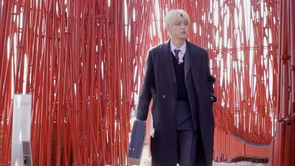 soobiIove's tweet image. soobin is so handsome