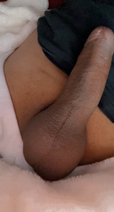I was so horny earlier I had to whip my girl cock out https://t.co/asN2GcDzfm