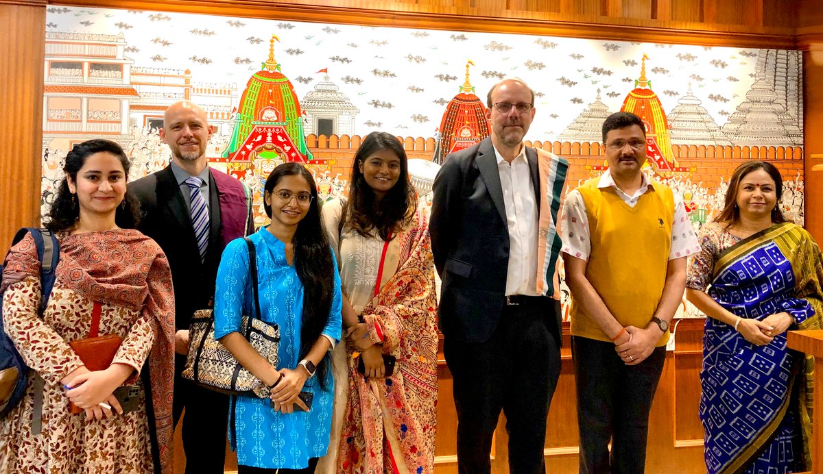 krushibibhag's tweet photo. Principal Secretary, Dr @arvindpadhee, met Prof Michael Kremer, Director of Development Innovation Lab at the @UChicago (winner of 2019 Economics Nobel Prize) &amp; team of researchers. They discussed about ongoing initiatives in the agri sector &amp; potential collaboration. @rajaaswain https://t.co/BlTsZvwzG2