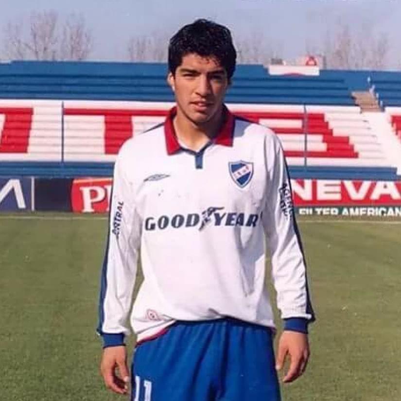 Happy birthday Luis Suárez!

What a striker       
