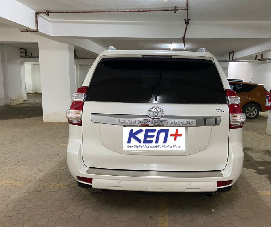 Kenplus_ke's tweet photo. TOYOTA LANDCRUISER PRADO TX AVAILABLE FOR SALE.

Condition: Fairly New. Excellent. 
Mileage: 80,000
Engine: 2700cc
YOM: 2014
Registration: KDD
Transmission: Automatic
Engine: Petrol
Color: White
Drive: 4WD
Doors: 7.  Seats: 7 seater
 Contact/ WhatsApp: 0709322222. https://t.co/cRg5SDI4xn
