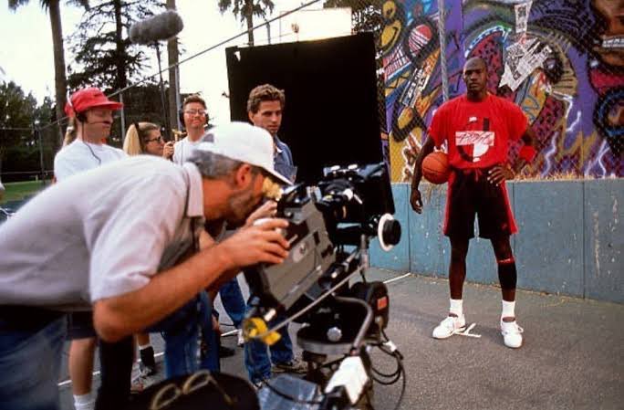 JILexander's tweet photo. Zack Snyder was 22 when he directed the GOAT. What’s your excuse? https://t.co/7NglBYswEU